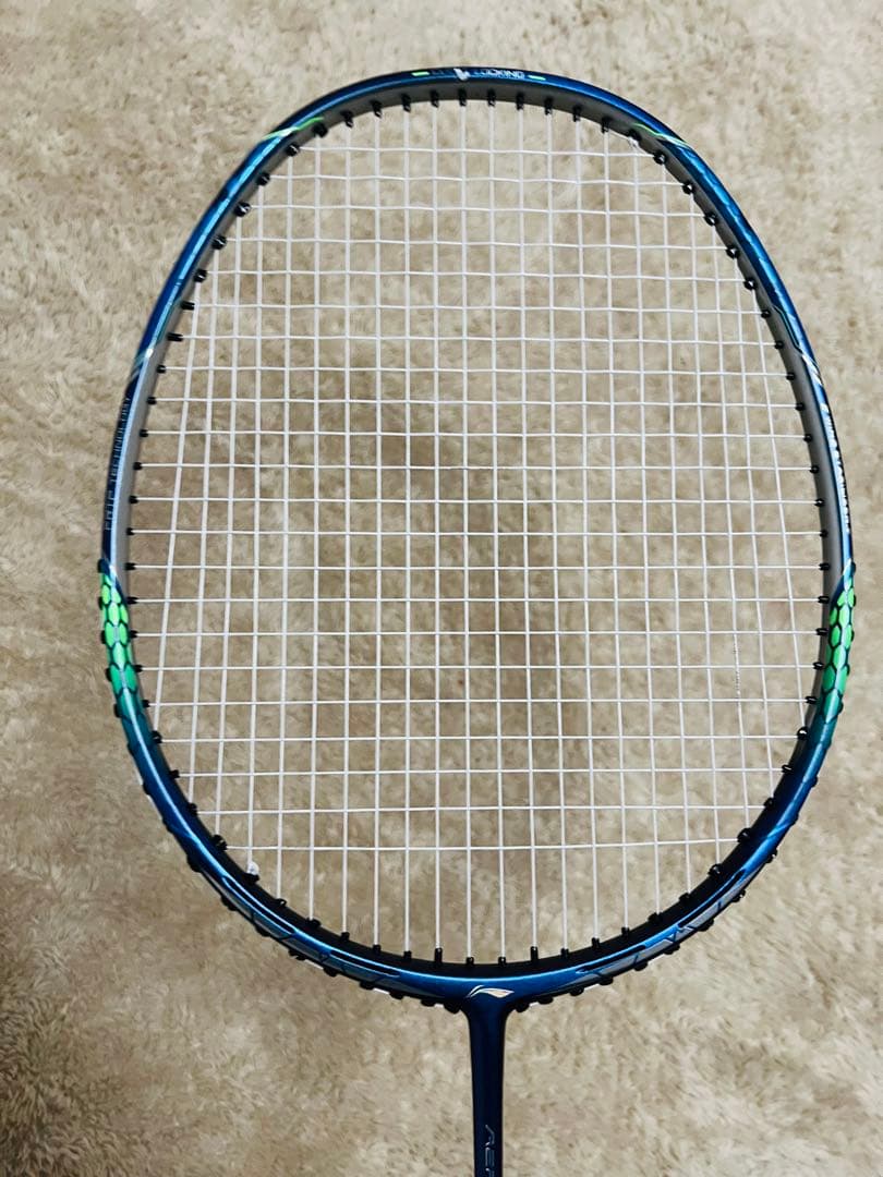 リーニン AERONAUT 8000D バドミントンラケット