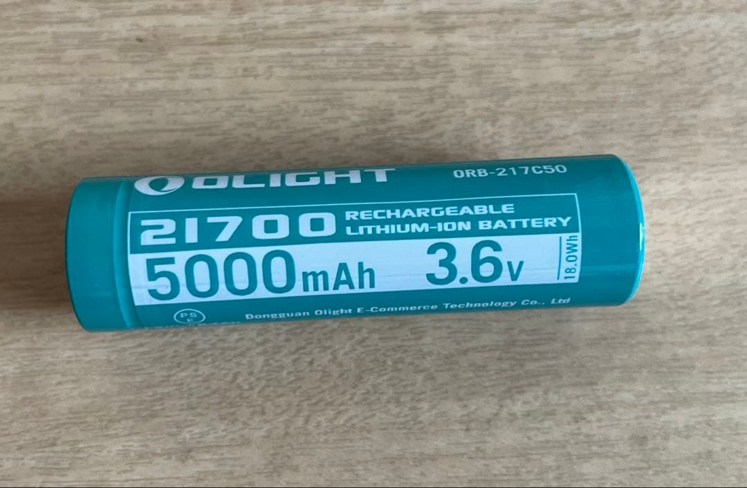 Olight Seeker 3 Pro 充電式フラッシュライト　美品
