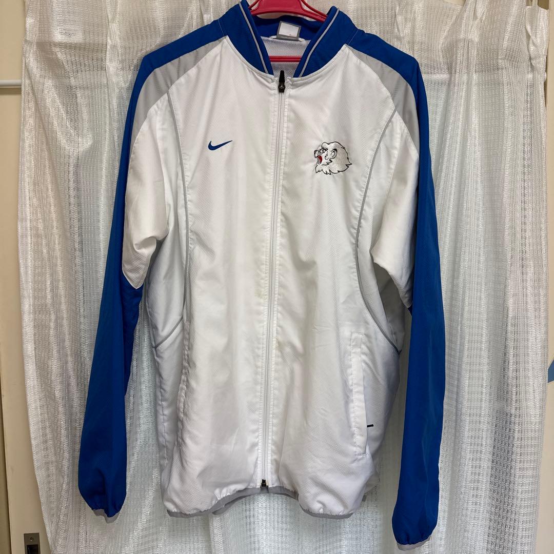 ライオンズファン必見！優勝パレード着用Nike ライオンズ ジャケット ホワイト