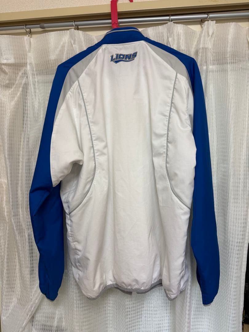 ライオンズファン必見！優勝パレード着用Nike ライオンズ ジャケット ホワイト