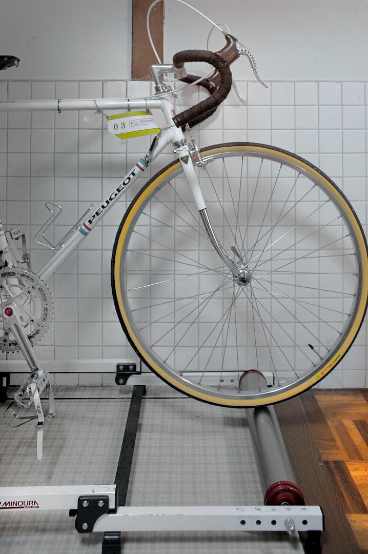 ☆タイヤ中古様連絡用　★室内用・自転車走行型トレーニングローラー台　伸縮可　♪