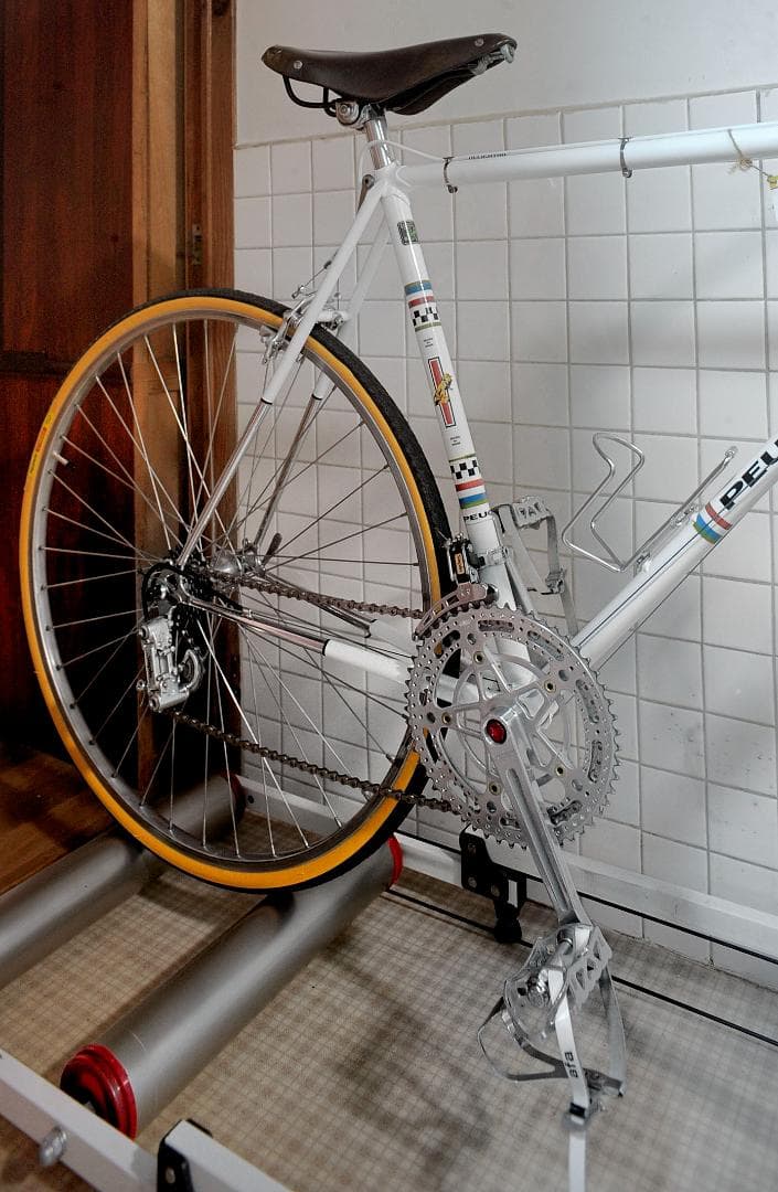 ☆タイヤ中古様連絡用　★室内用・自転車走行型トレーニングローラー台　伸縮可　♪