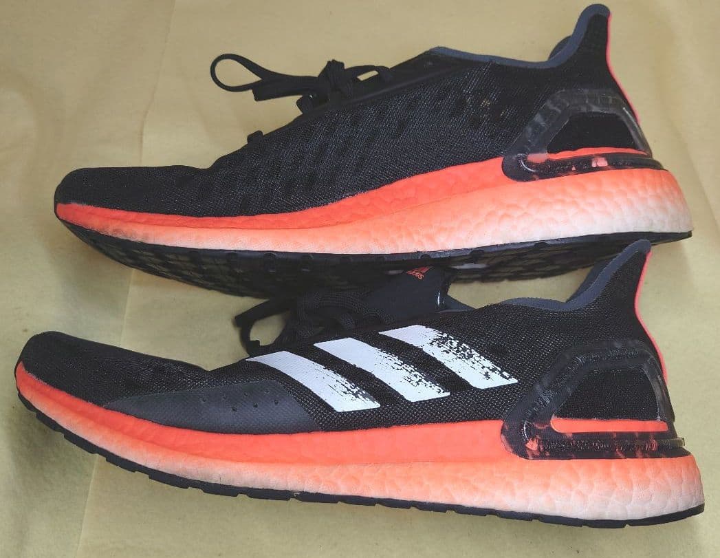 アディダス☆adidasウルトラブーストPBランニングシューズ 25.5ⅽⅿ