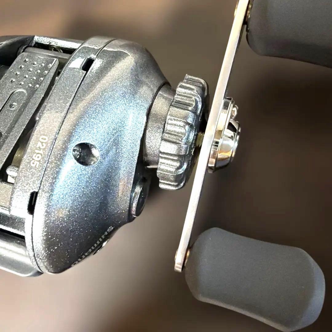 【中古】シマノ チヌマチック XT 1001 左巻き 筏・カセ釣り用