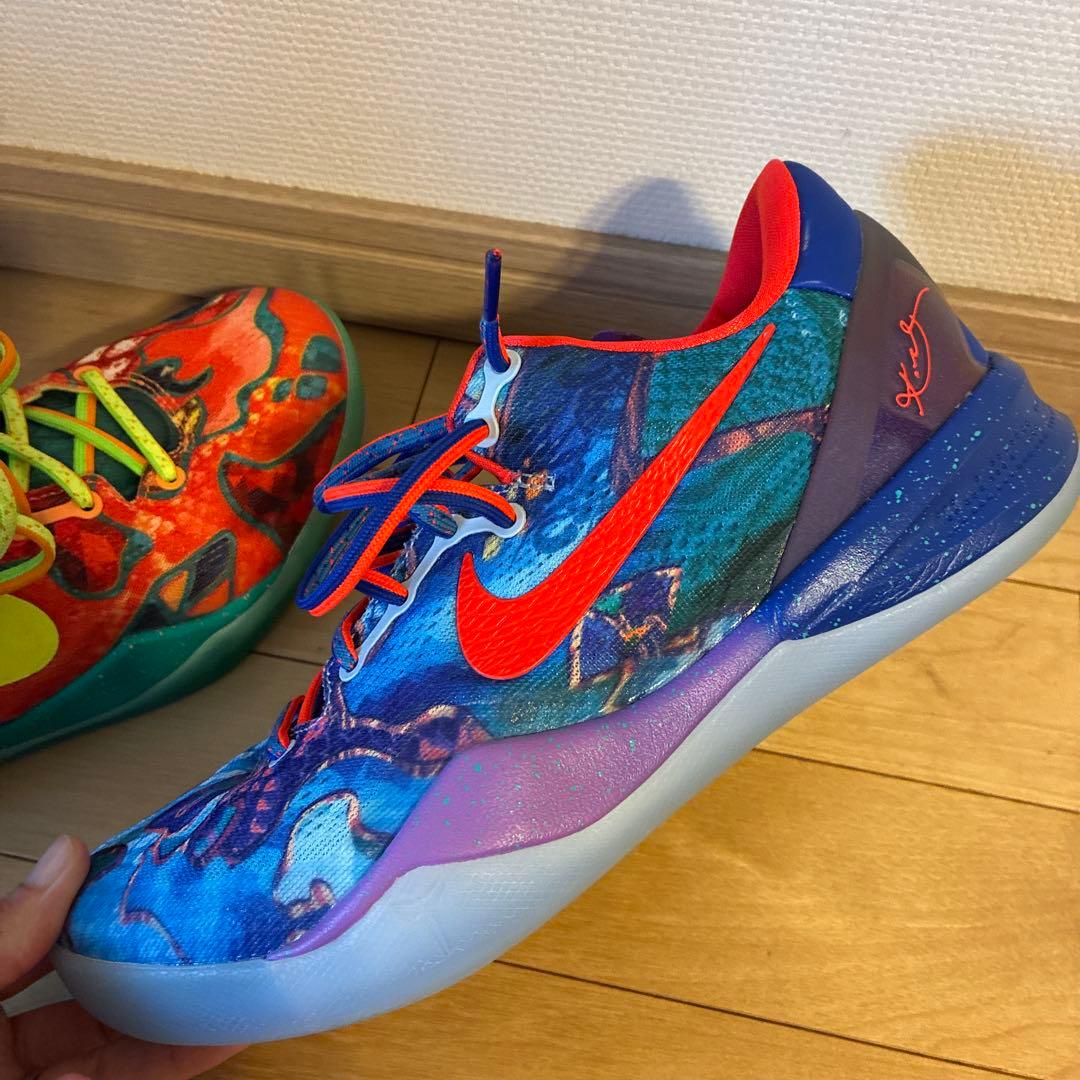 美品！Nike Kobe8 レッド/グリーン/ブルー 予備シューレース付き