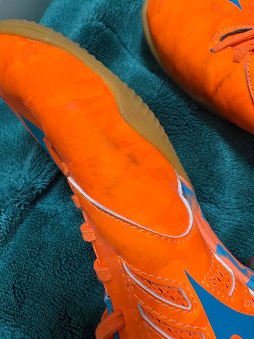 Mizuno フットサルシューズ