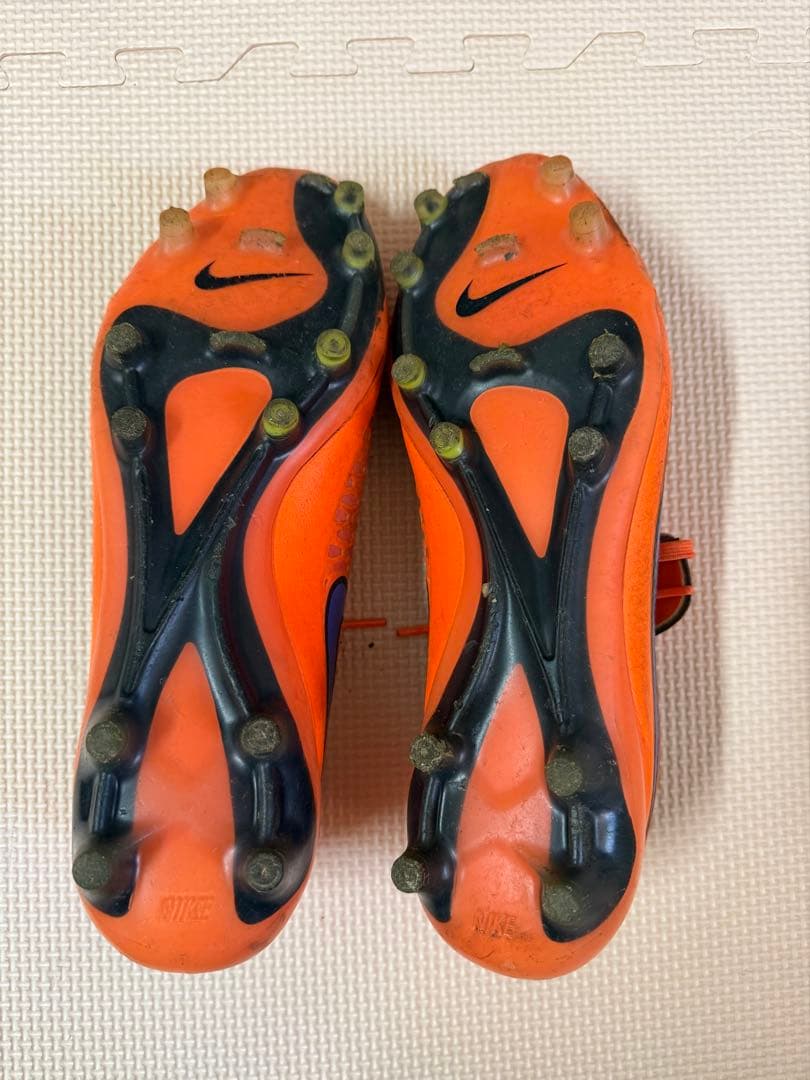 Nike マジスタFG