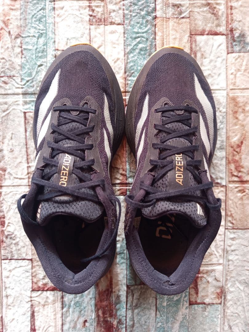 送料還元のため値下げ中！3足セット adidas SL2 adizero