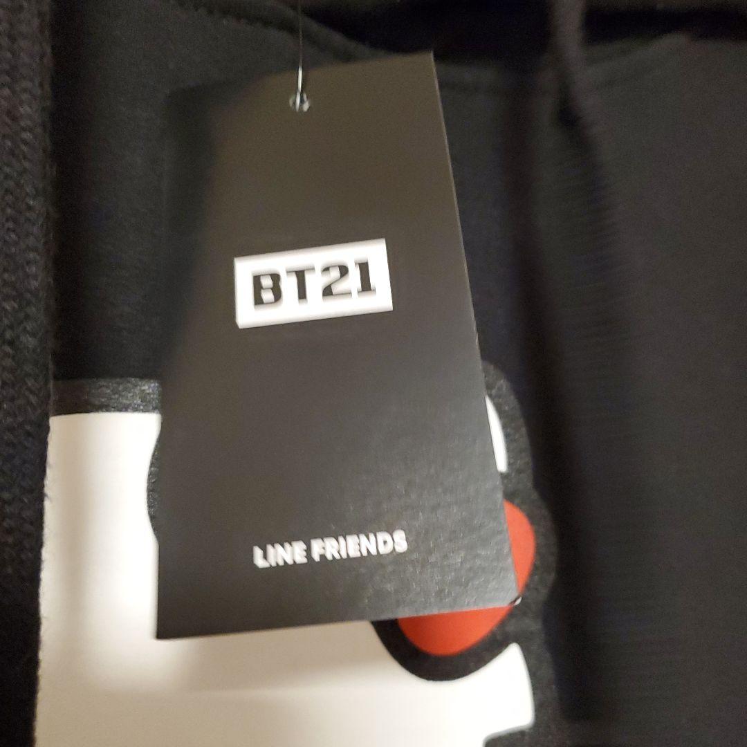 BT21　コラボ　 kitty ハローキティ 　新品タグつき　パーカー　M