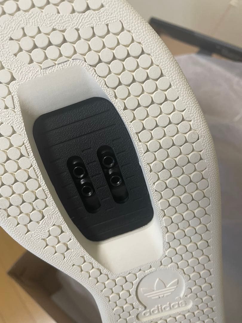 新品未使用VELOSTAN SMITH IE8398 26.0cm SPD対応