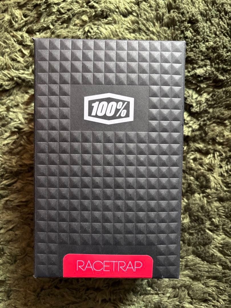 100% ／ RACETRAP