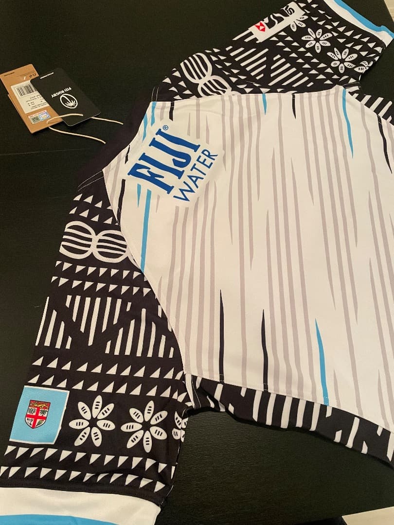 umbro FIJIAN 7s ラガーシャツ ホワイト