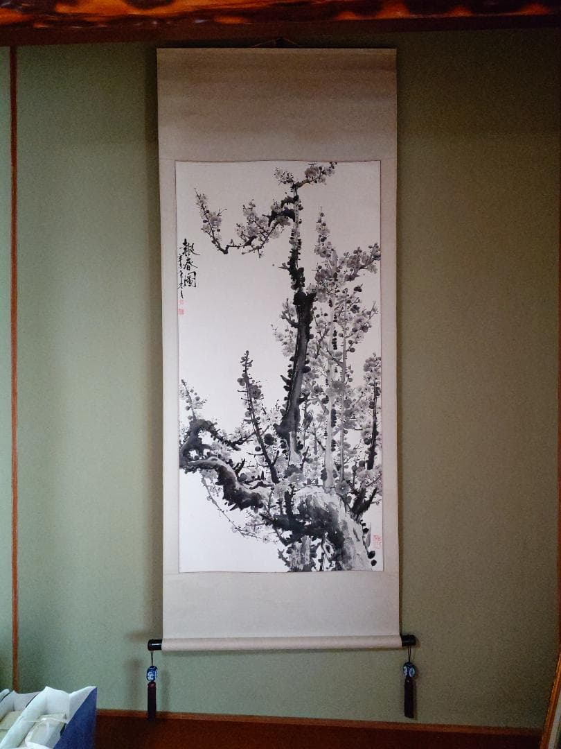 水墨画 掛軸 梅の木 春の景色