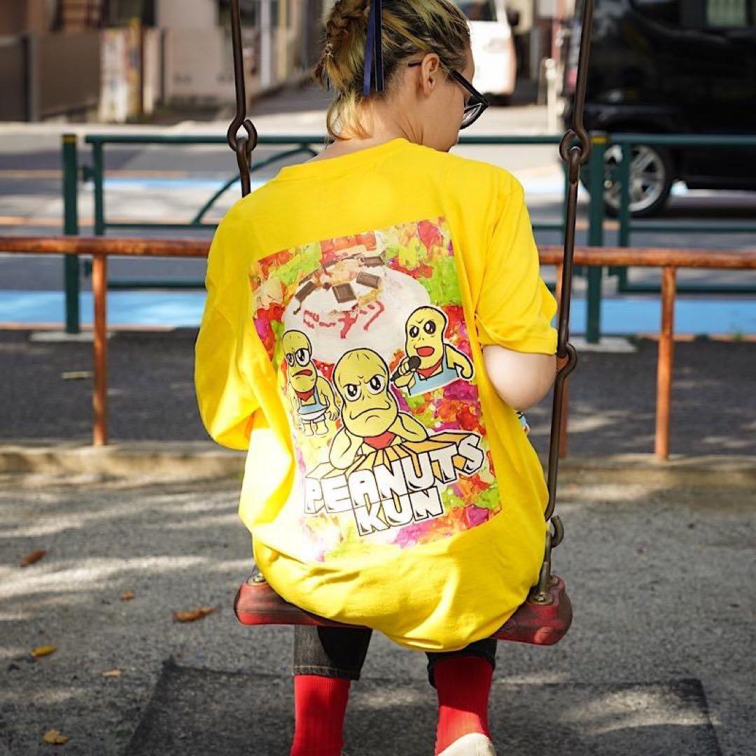 ピーナッツくん×漢 Kitchen 超うめぇグミゼリーケーキ Tシャツ XL