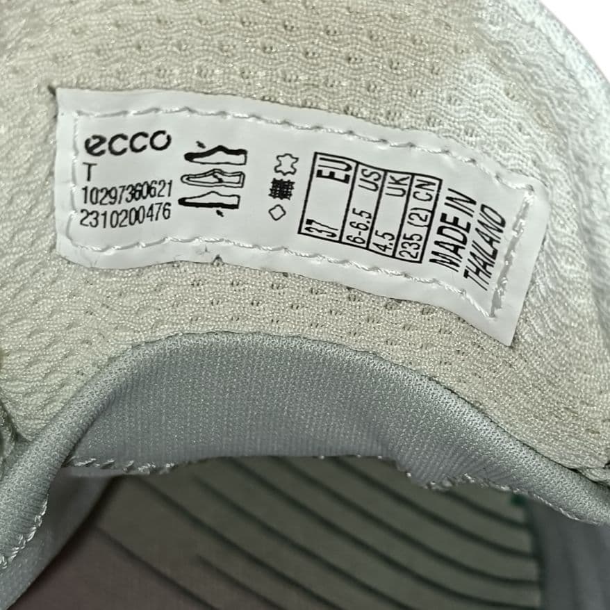 ecco防水S-Three BOA スパイクレス 23.5 ゴルフ　ゴアテックス