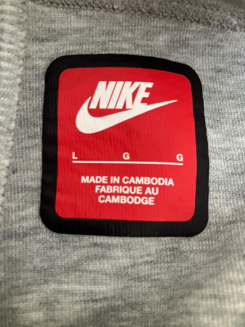 NIKE テックフリース　グレー　Lサイズ