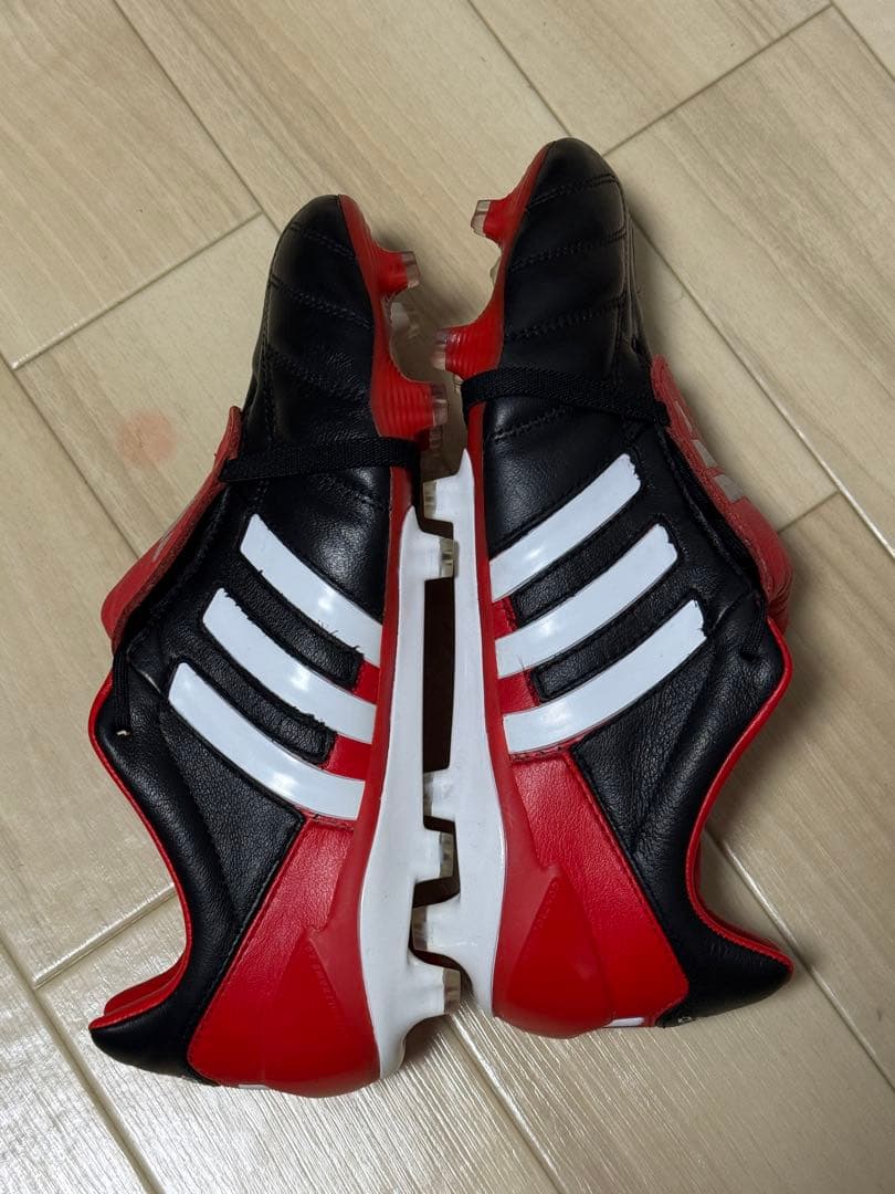 adidas プレデターマニア 復刻 ブラック/レッド