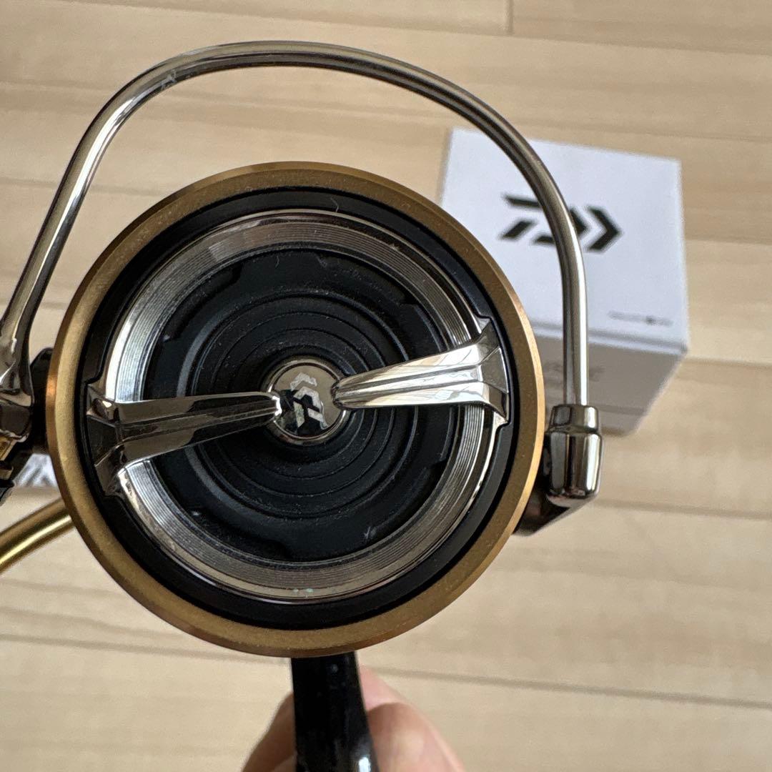 美品　DAIWA BALLISTIC LT3000