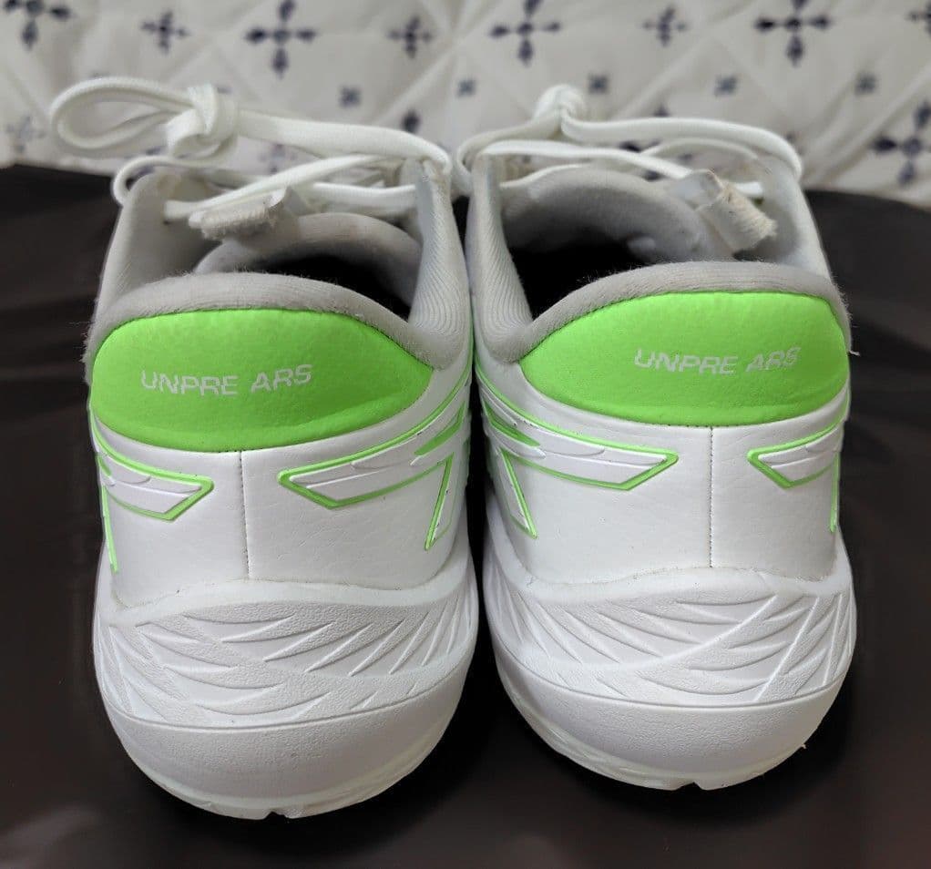 【入手困難】【白24.0cm】UNPRE ARS LOW 2