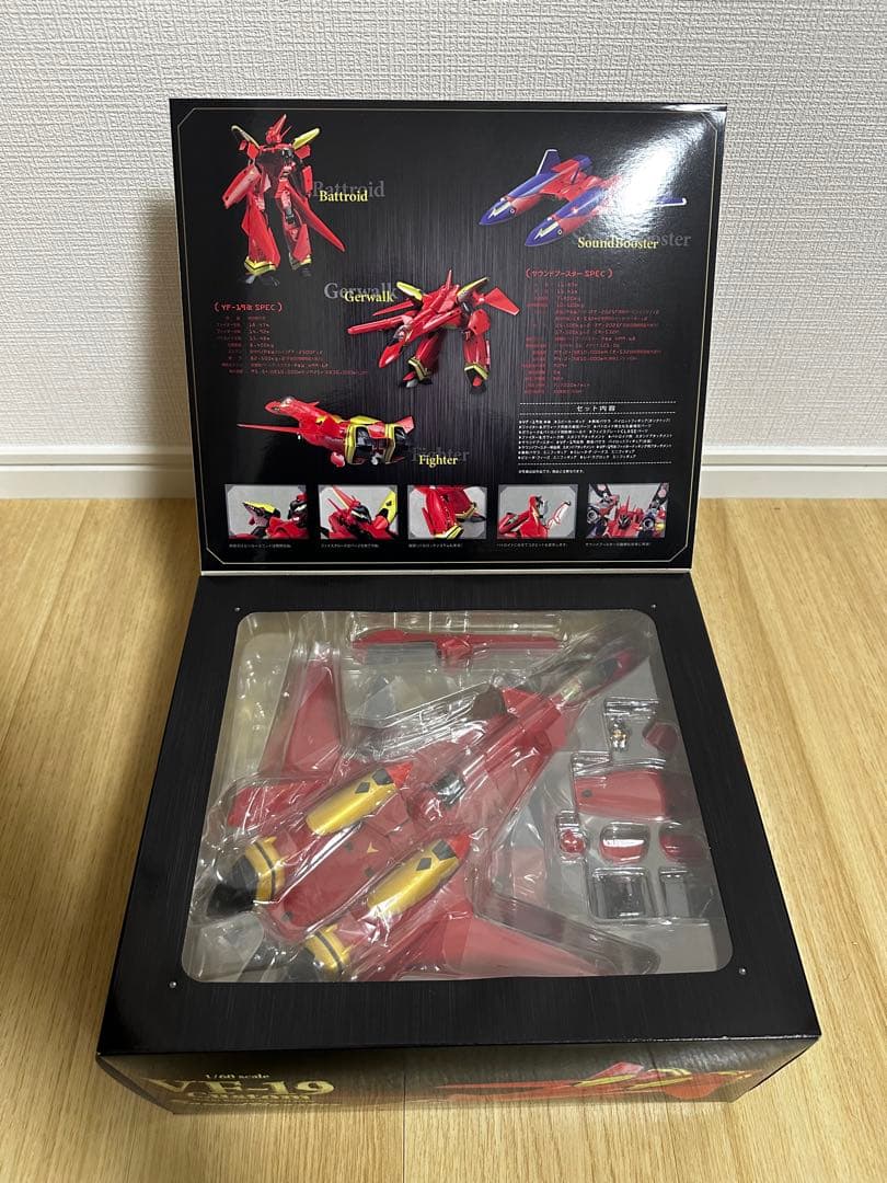 【新品未開封】マクロス7 1/60 完全変形 VF-19改 熱気バサラスペシャル