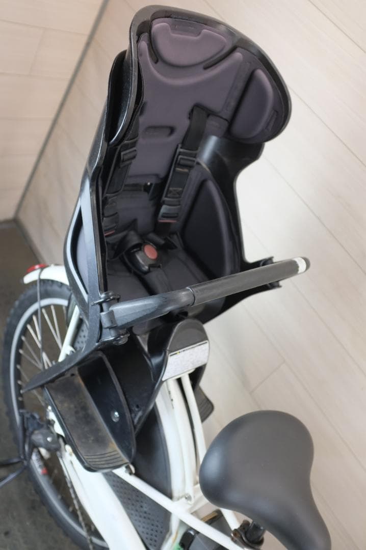 ブリヂストン製　HYDEE.B　26インチ　3段　8.9Ah充電器あり
