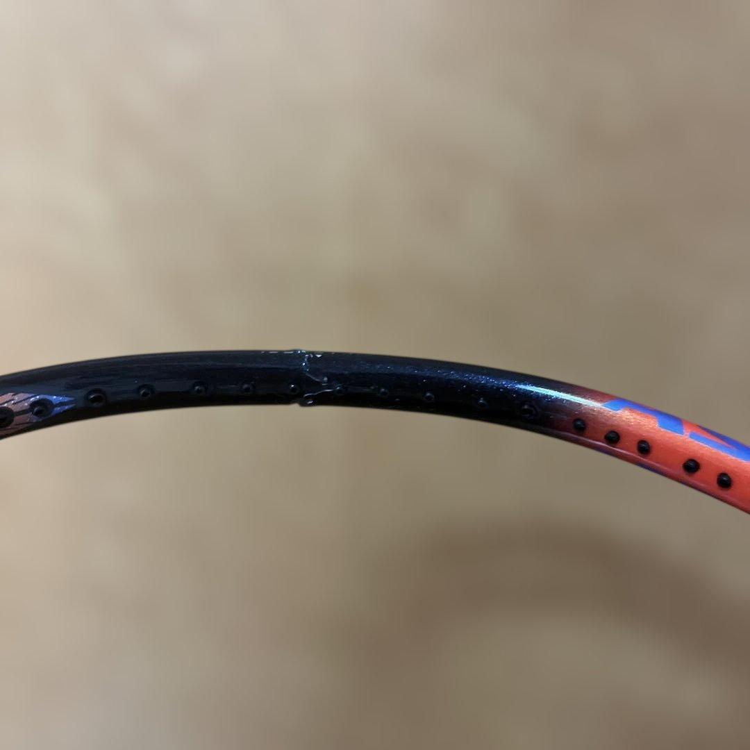 バドミントン【ジャンク品】アストロクス77Pro ヨネックス　4UG5