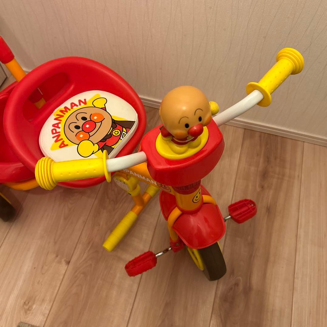 【美品】それいけ！アンパンマン ME 三輪車 押し棒付き　⚠️早い者勝ち⚠️