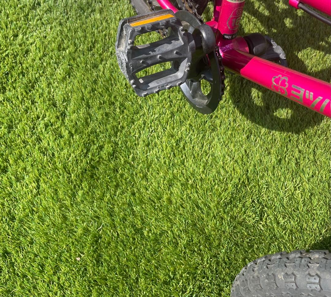 【うなぎ】ヨツバサイクル【クリスタルピンク】　キッズバイク 16インチ