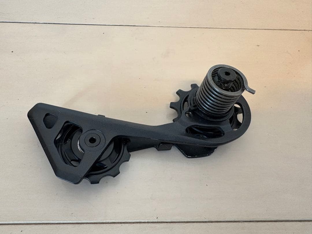 シマノ　ULTEGRA Di2 RD-R8050-SS リアディレーラー改