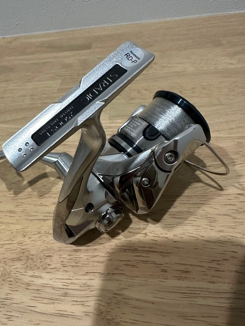 19ストラディック　2500S