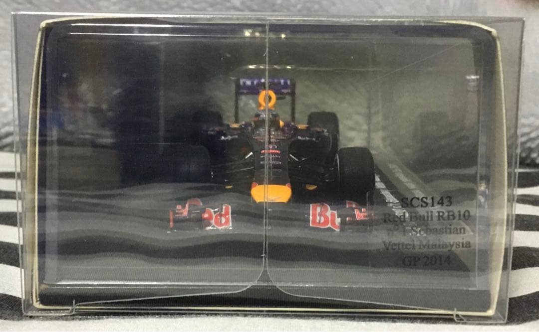 1/43 レッドブル ルノー RB10 マレーシアGP 2014 ベッテル 鈴鹿