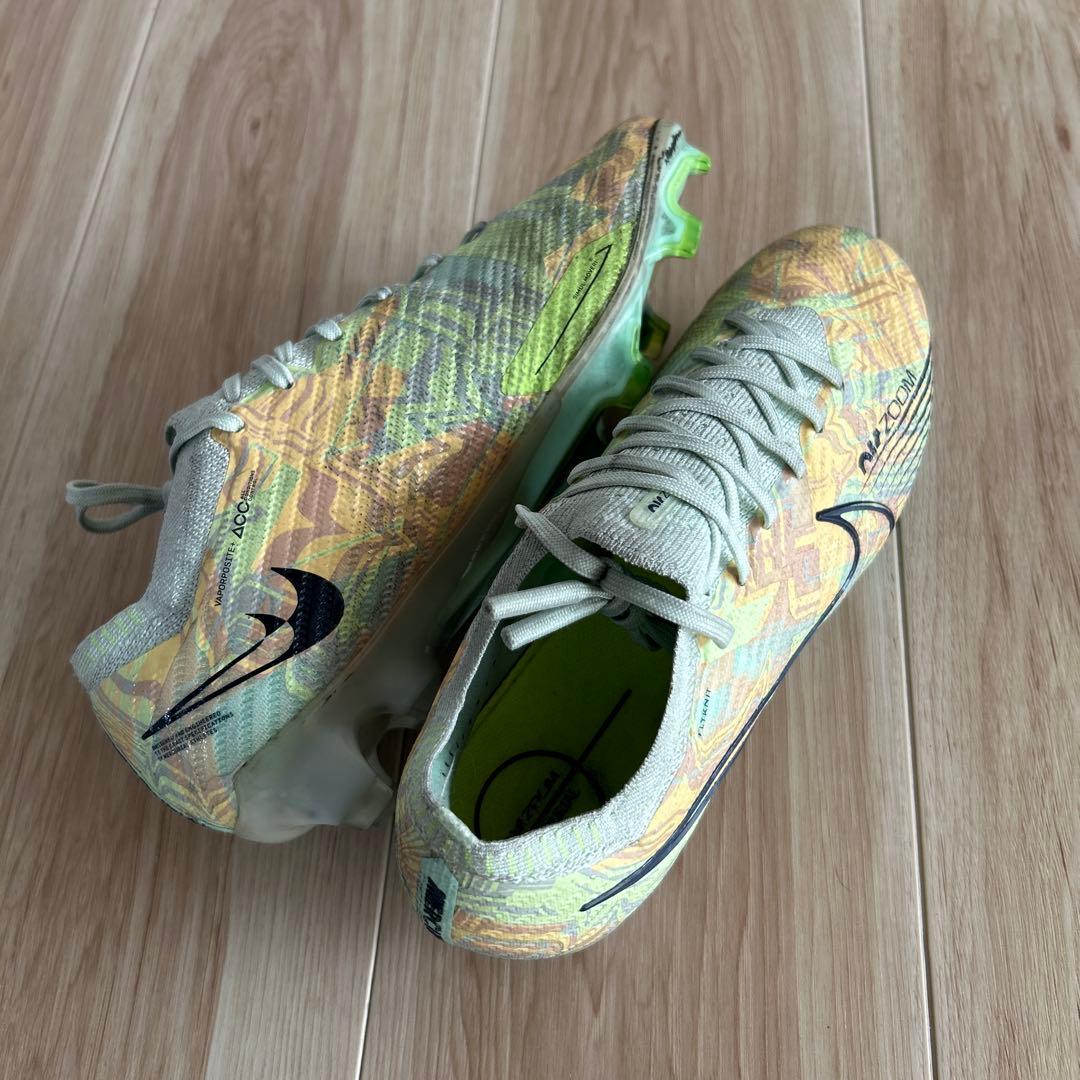 NIKE ZOOM マーキュリアル　ヴェイパー15 エリートFG 24.0cm