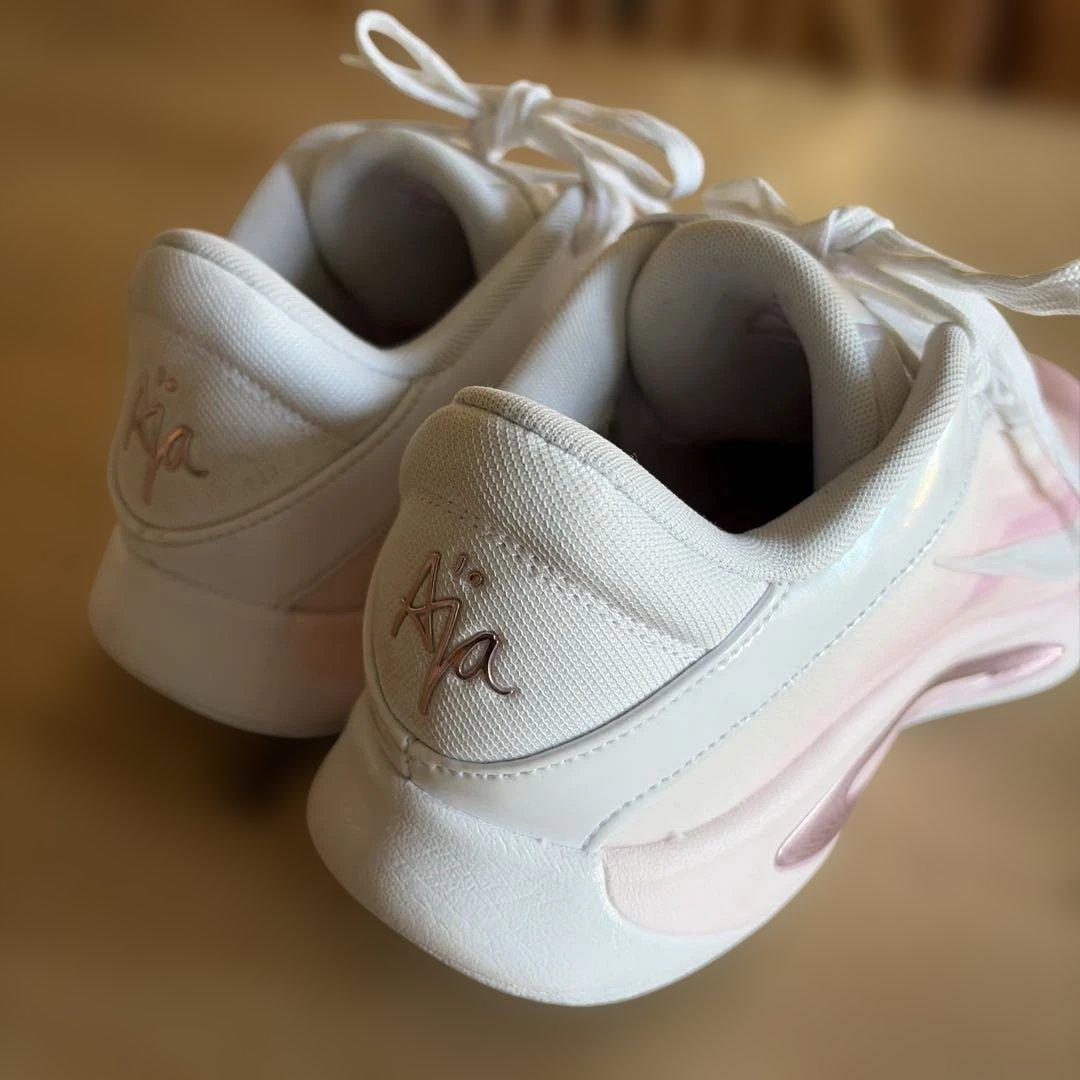 セール‼️美品/NIKEナイキバースデー ケーキシューズUS10サイズ