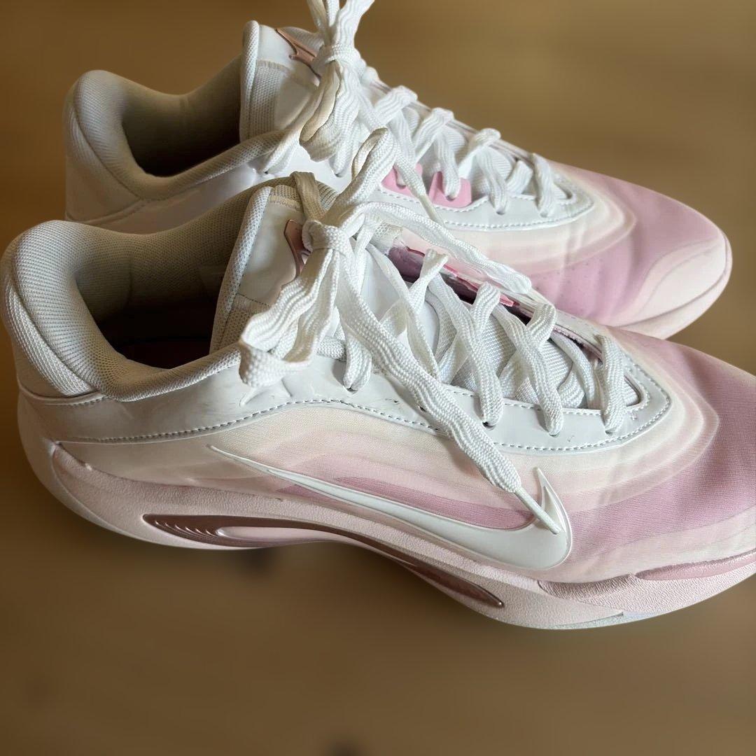 セール‼️美品/NIKEナイキバースデー ケーキシューズUS10サイズ