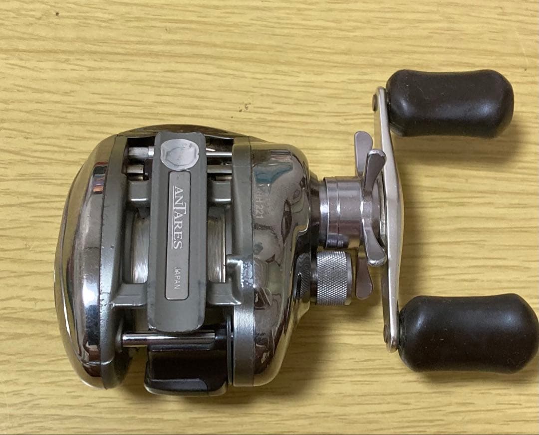 SHIMANO シマノ 初代アンタレス　RH221 レフトハンドル