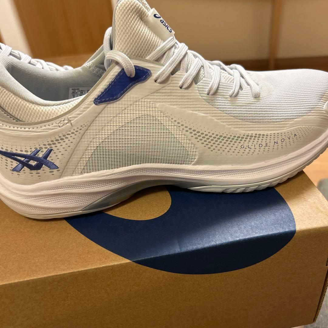 アシックス　GLIDE NOVA FF4