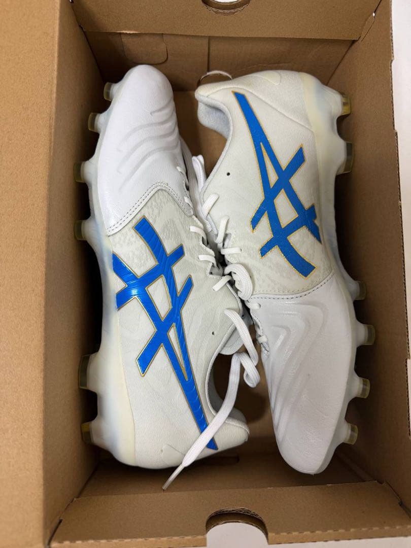 ASICS TARTHERZEAL サッカーシューズ 27.5cm