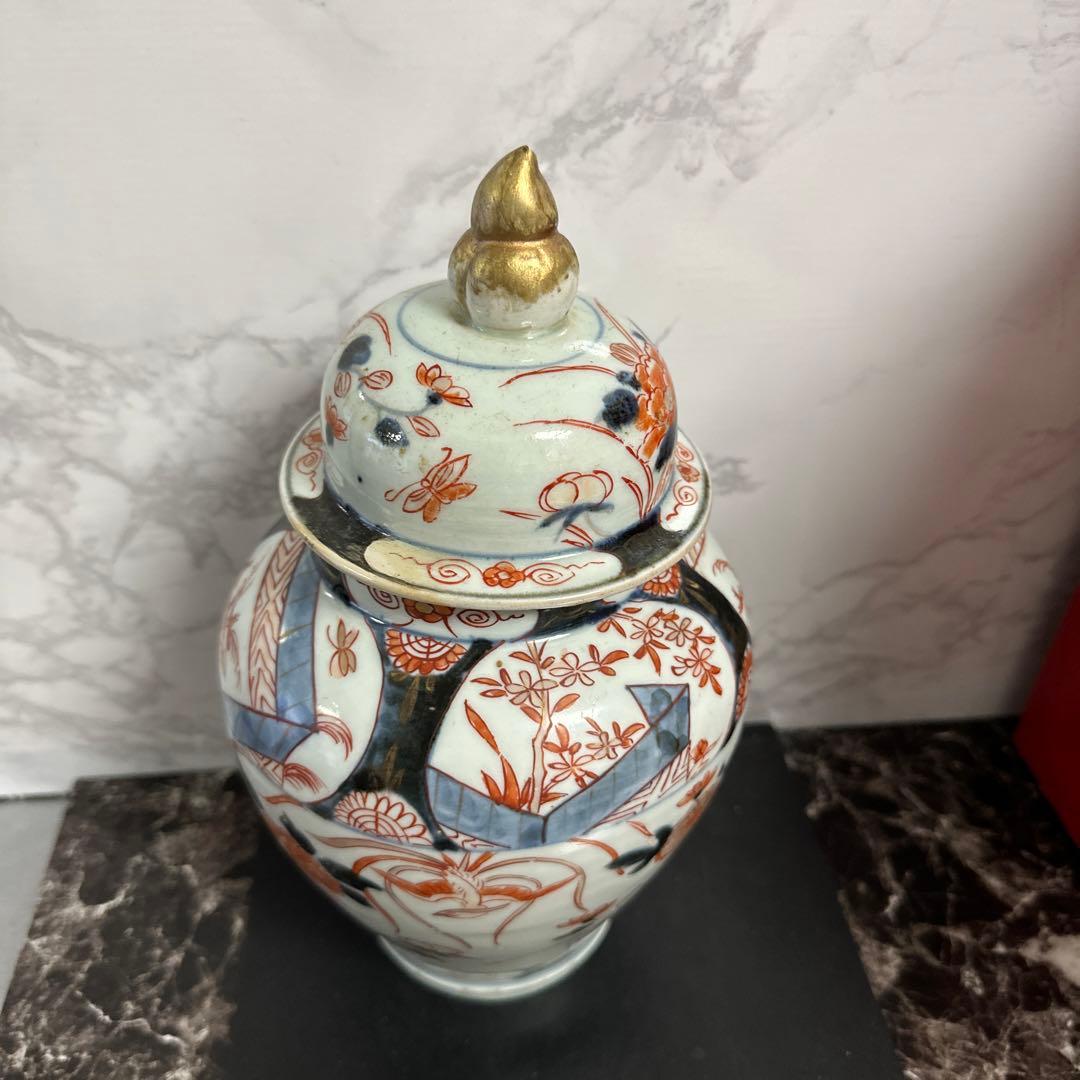 江戸元禄、古伊万里、金彩、色絵沈香壺、箱付き。
