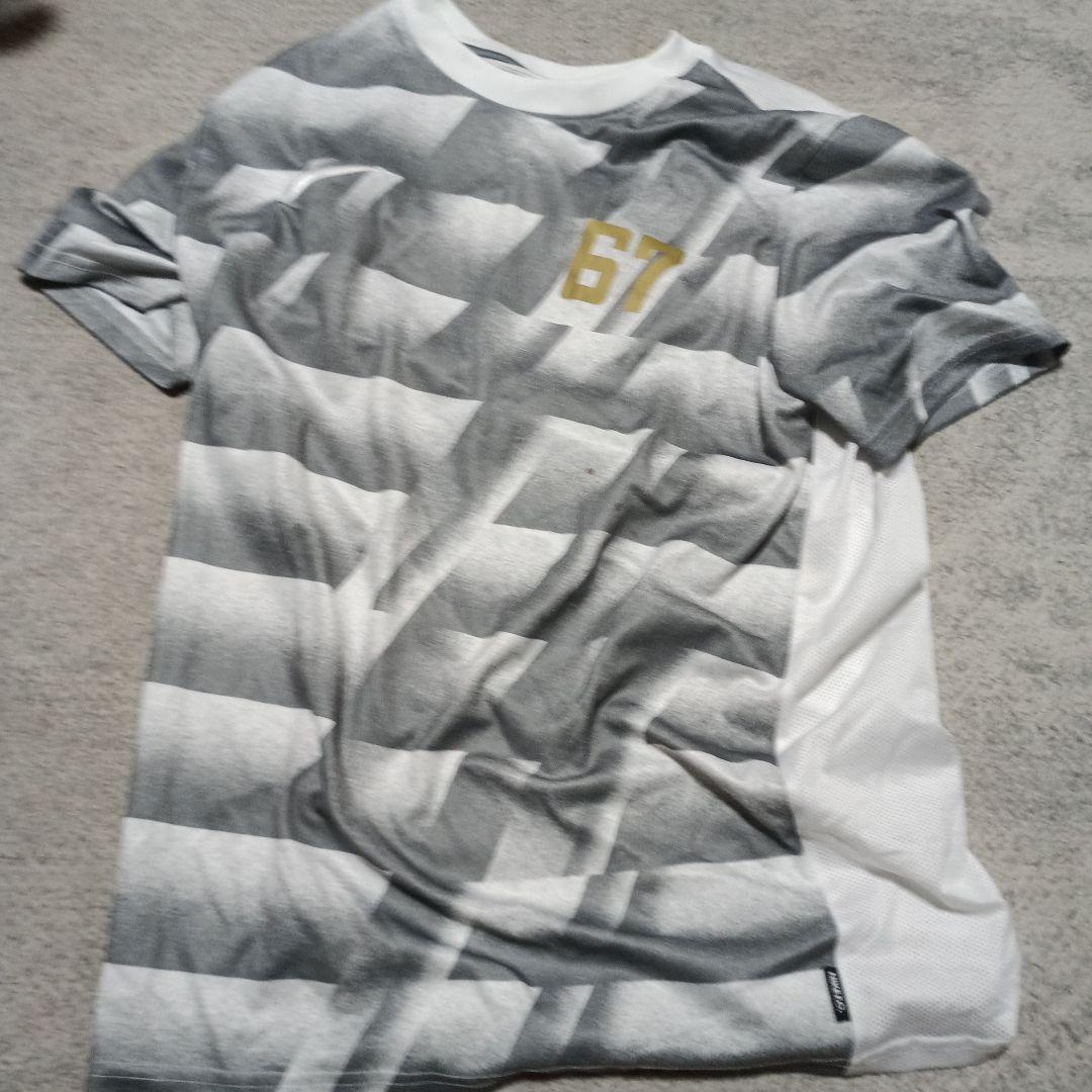富士大学サッカー部　Nike サッカーTシャツパンツ　バラ売り可
