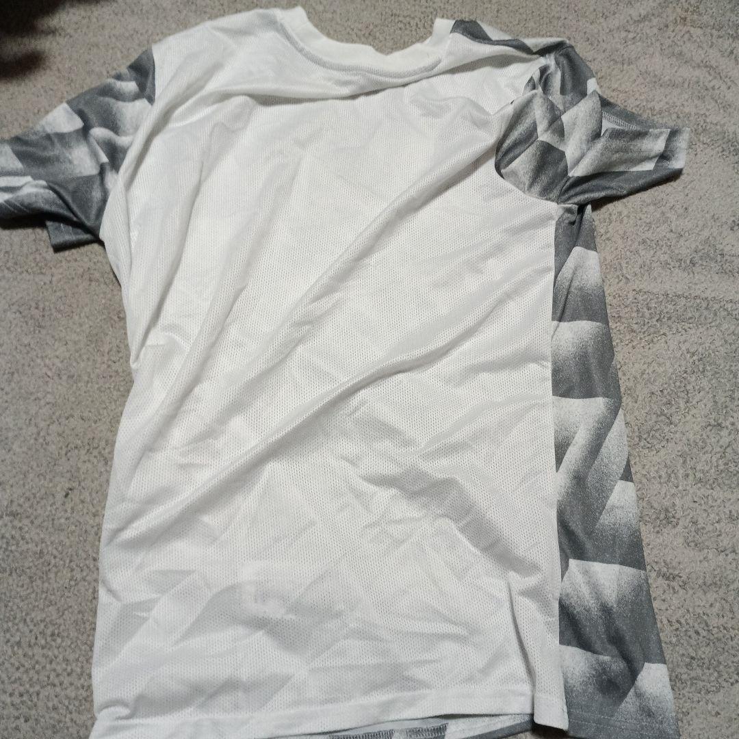 富士大学サッカー部　Nike サッカーTシャツパンツ　バラ売り可