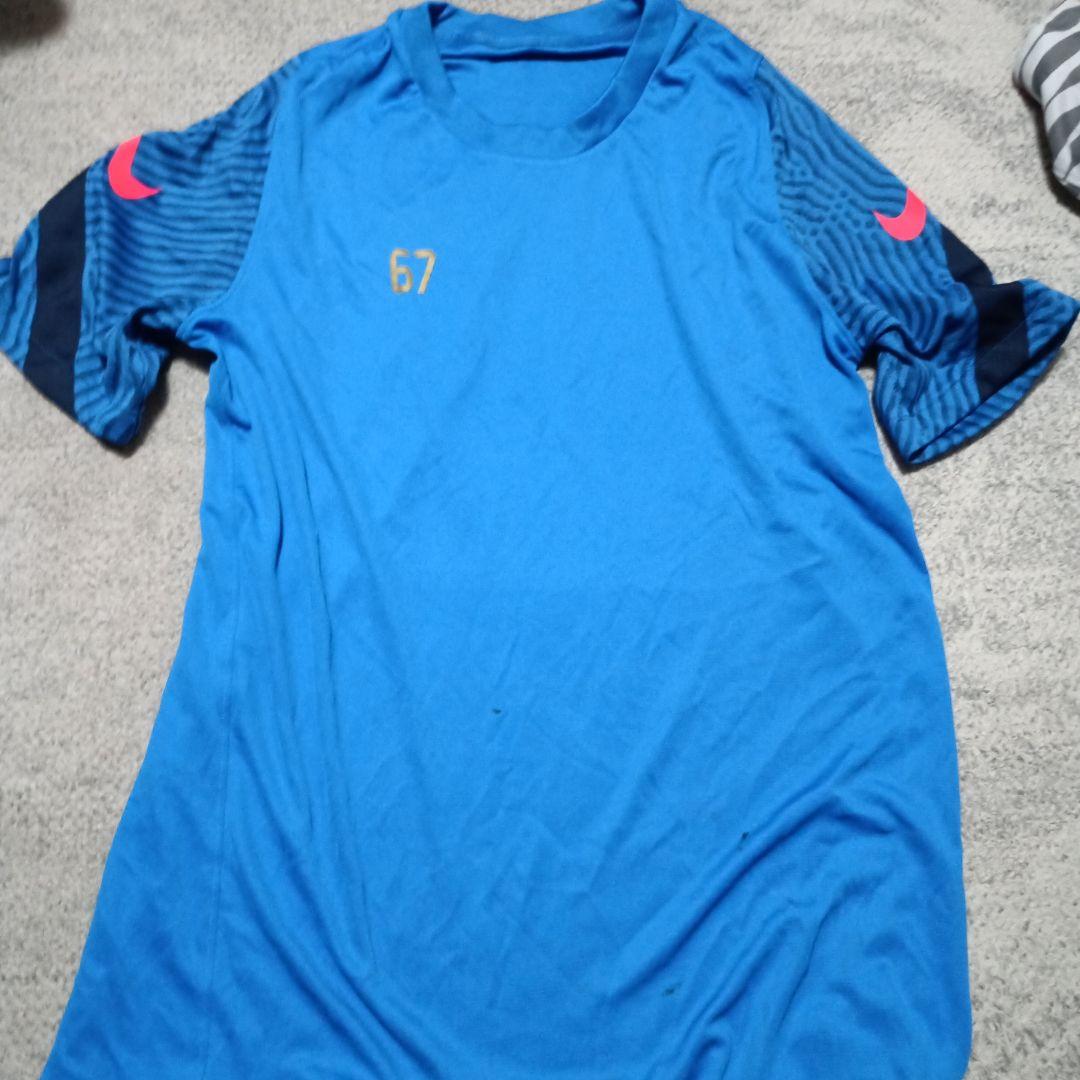 富士大学サッカー部　Nike サッカーTシャツパンツ　バラ売り可