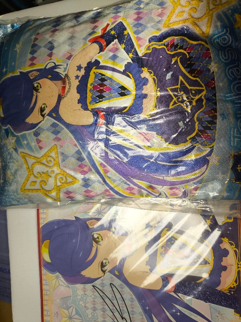 アイカツスターズ　如月ツバサ　フォトカツ　クッション　色紙　缶バッジ　セット