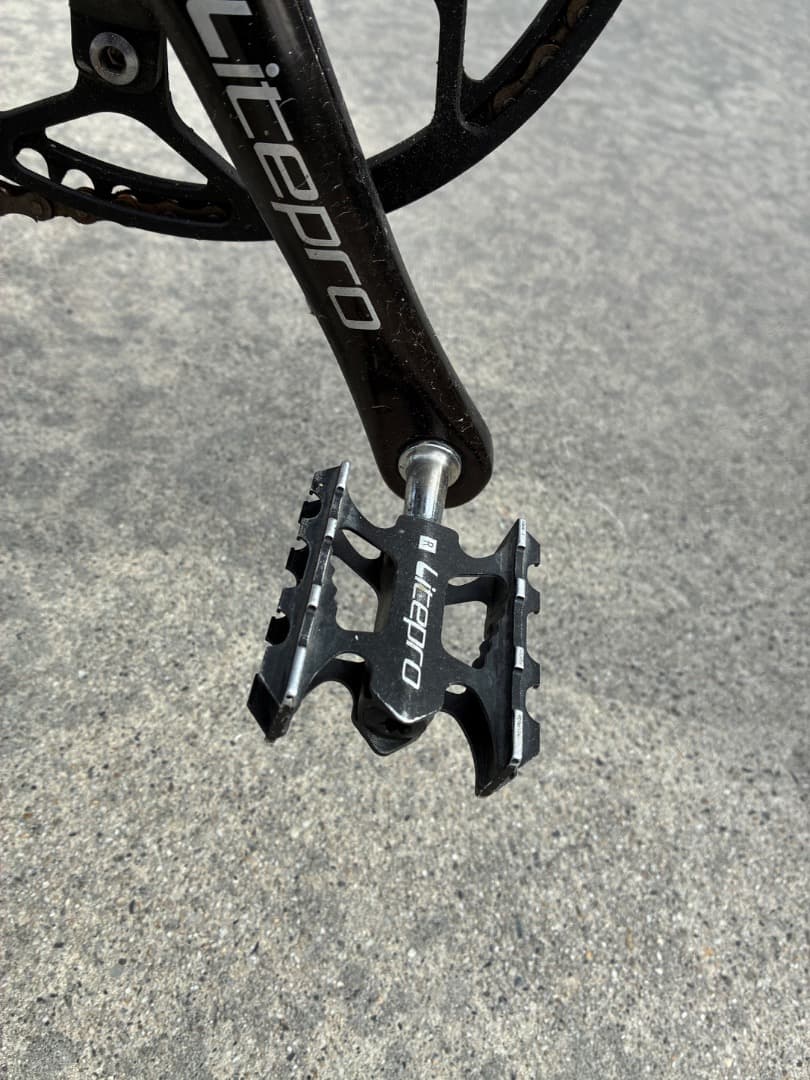 白黒　電動自転車　折畳　名古屋近郊送料込　大カゴ付　ペルテックPELTECH