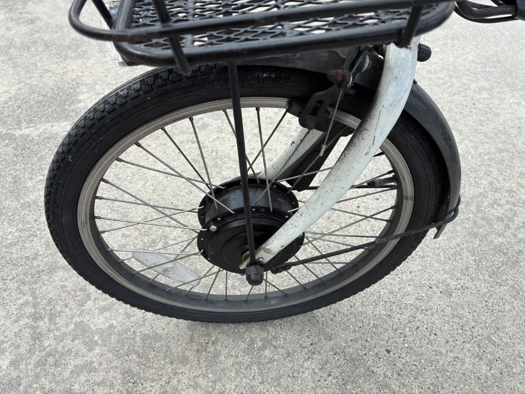 白黒　電動自転車　折畳　名古屋近郊送料込　大カゴ付　ペルテックPELTECH