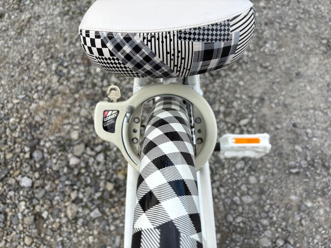子供用自転車 ホワイト チェック柄