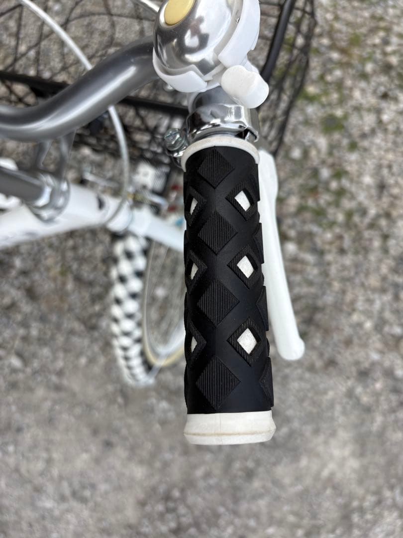 子供用自転車 ホワイト チェック柄