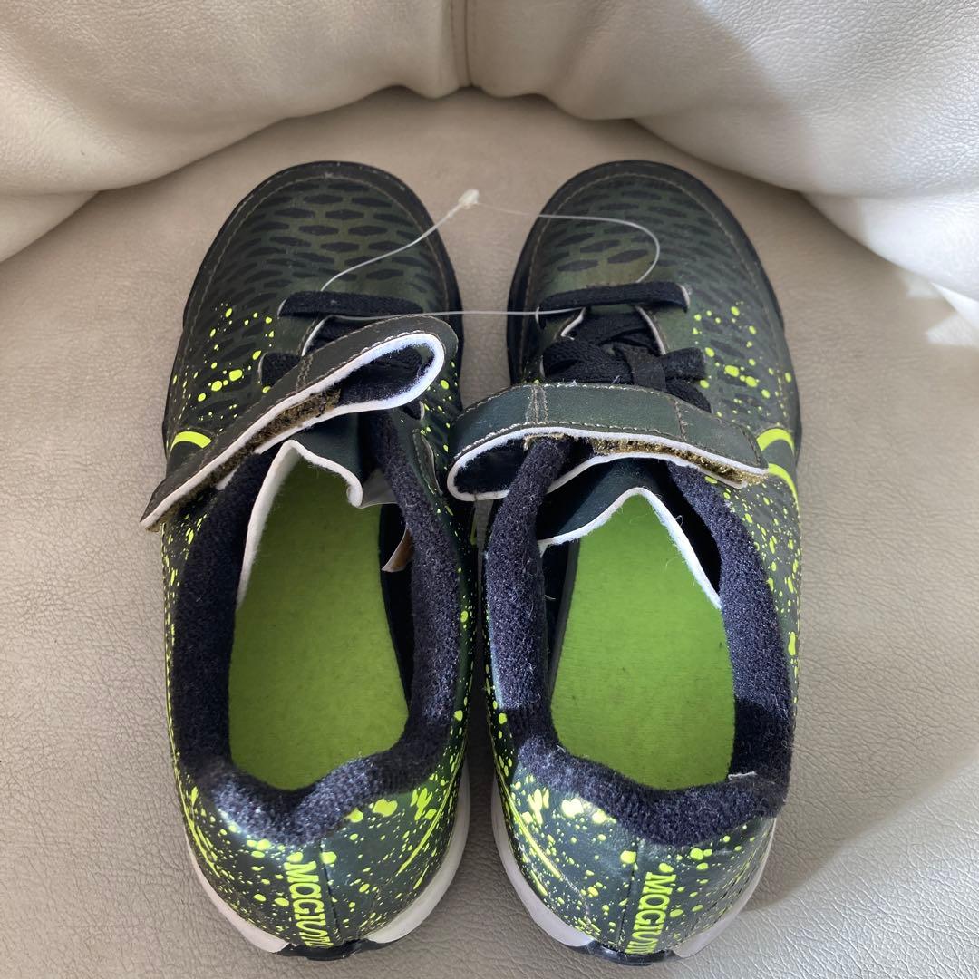 NIKE スパイク　サッカーシューズ　19センチ