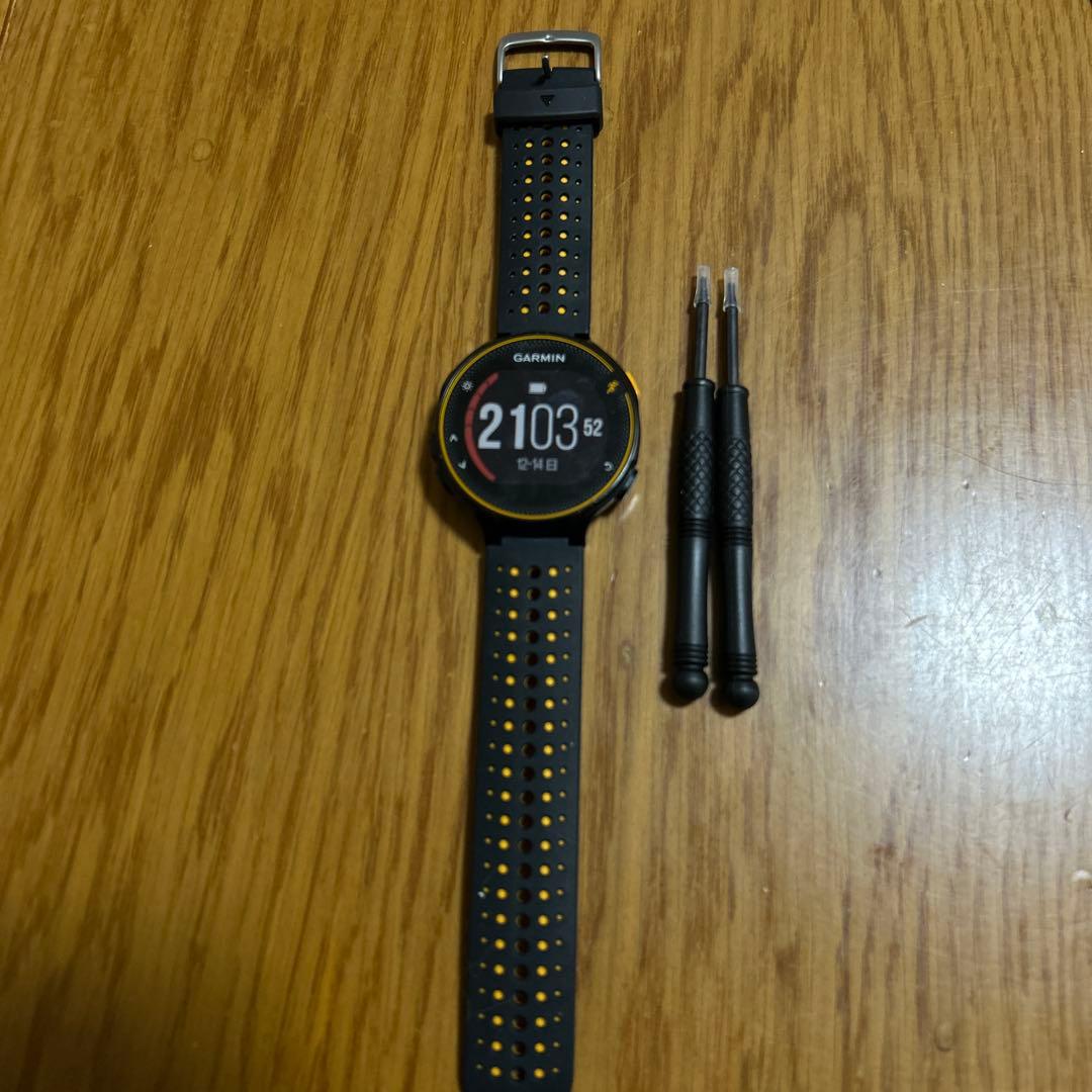 Garmin スポーツウォッチ 黒/オレンジ