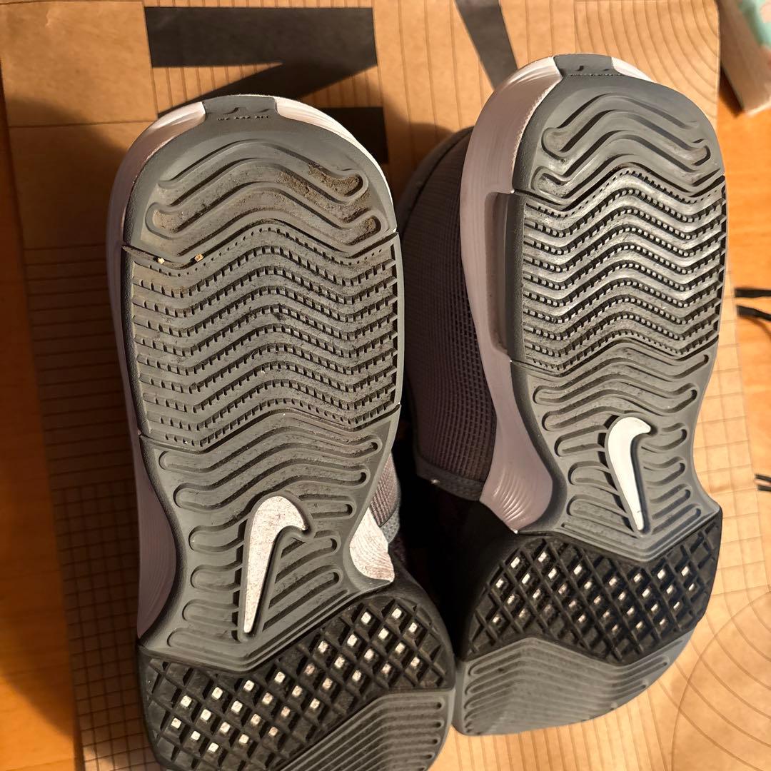 NIKE ナイキ レブロン ウィットネス 8 EP バスケットボールシューズ