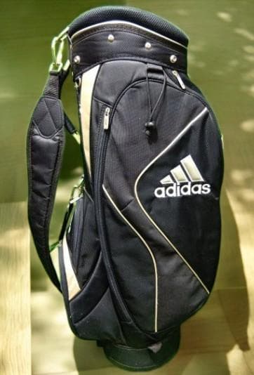 送料無料/美品　adidas キャディバッグ 黒 ストライプデザイン